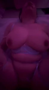 巨乳太阳姐姐